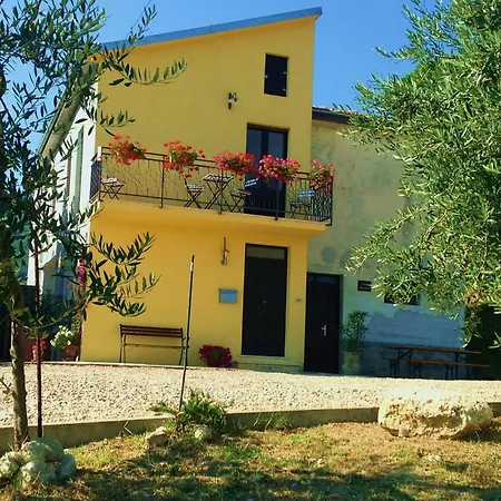 Casa Carolina Santa Maria Holiday home *